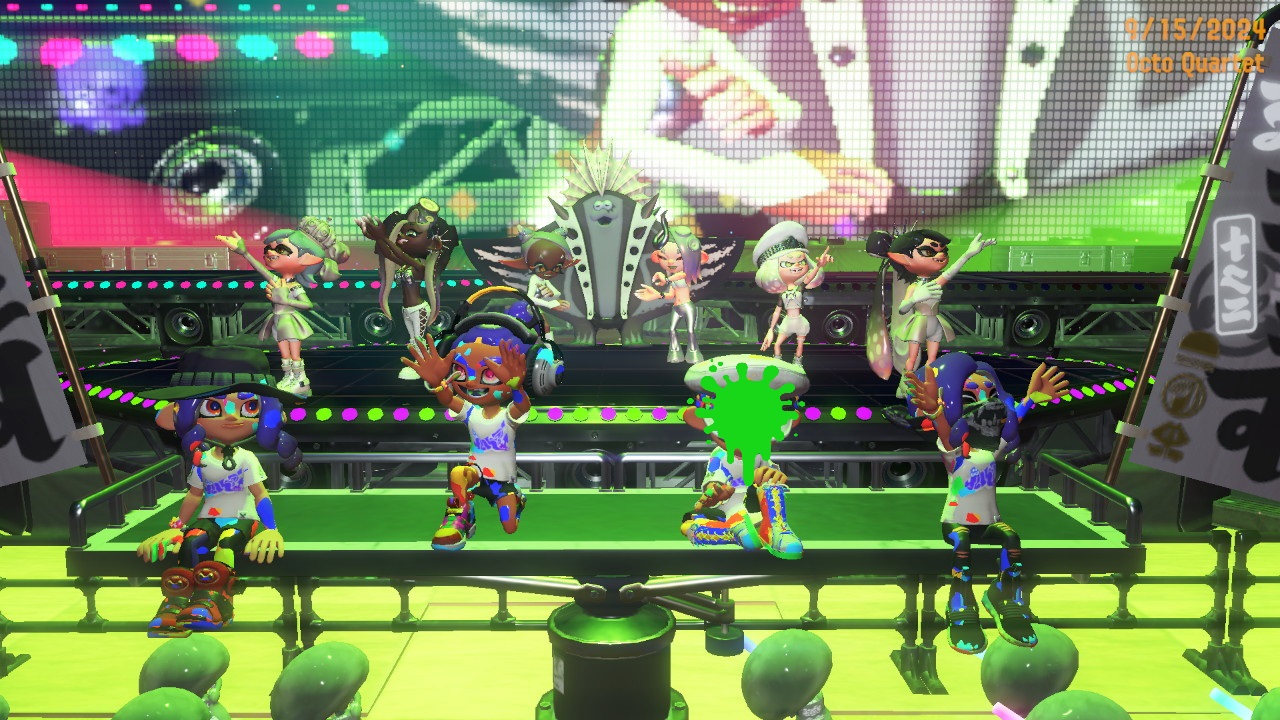 me and my gfs on the grandfest stage with splat idols!